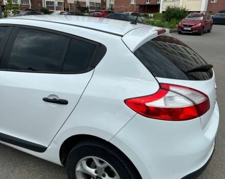 Белый Рено Меган, объемом двигателя 1.6 л и пробегом 215 тыс. км за 6800 $, фото 3 на Automoto.ua