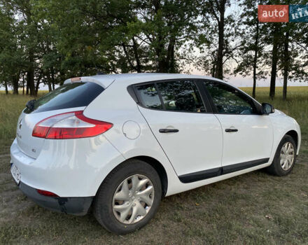 Білий Рено Меган, об'ємом двигуна 1.46 л та пробігом 223 тис. км за 6000 $, фото 5 на Automoto.ua