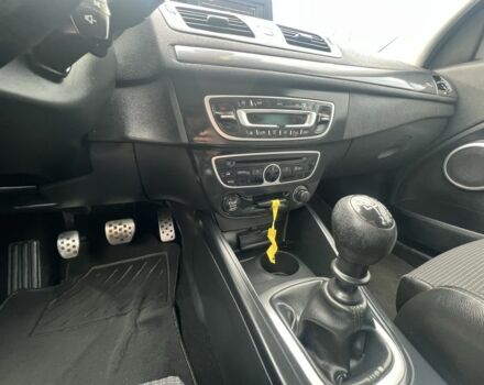 Білий Рено Меган, об'ємом двигуна 1.5 л та пробігом 231 тис. км за 7499 $, фото 11 на Automoto.ua