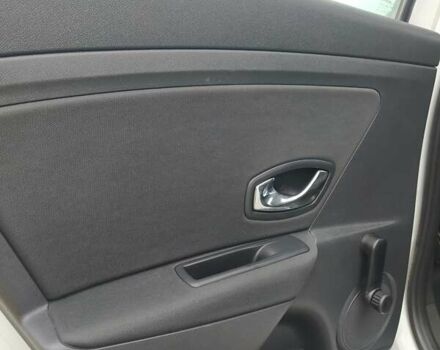 Білий Рено Меган, об'ємом двигуна 1.46 л та пробігом 247 тис. км за 6700 $, фото 14 на Automoto.ua