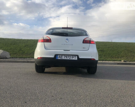 Белый Рено Меган, объемом двигателя 1.5 л и пробегом 309 тыс. км за 7990 $, фото 18 на Automoto.ua