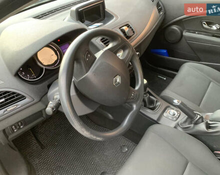 Белый Рено Меган, объемом двигателя 1.46 л и пробегом 290 тыс. км за 6500 $, фото 6 на Automoto.ua