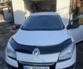 Білий Рено Меган, об'ємом двигуна 1.46 л та пробігом 145 тис. км за 7000 $, фото 1 на Automoto.ua