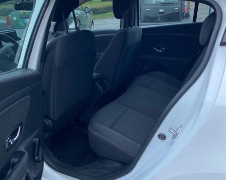 Белый Рено Меган, объемом двигателя 1.46 л и пробегом 230 тыс. км за 7400 $, фото 11 на Automoto.ua