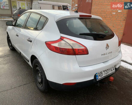 Белый Рено Меган, объемом двигателя 1.46 л и пробегом 290 тыс. км за 6500 $, фото 3 на Automoto.ua