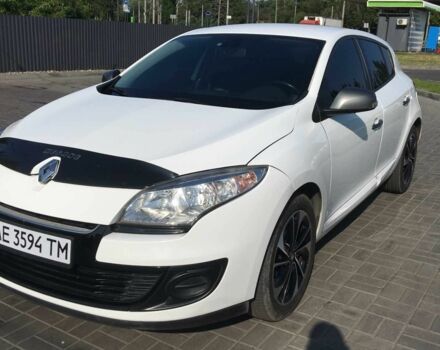 Рено Меган 2012 в Днепре (Днепропетровске) на Automoto.ua Белый Рено Меган, объемом двигателя 1.5 л и пробегом 215 тыс. км за 7650 $, фото 1 на Automoto.ua