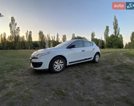 Білий Рено Меган, об'ємом двигуна 1.46 л та пробігом 223 тис. км за 6000 $, фото 2 на Automoto.ua