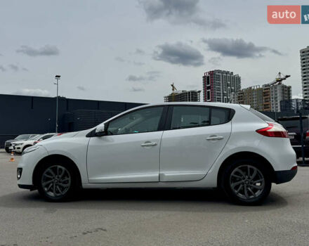 Белый Рено Меган, объемом двигателя 1.5 л и пробегом 286 тыс. км за 6650 $, фото 2 на Automoto.ua