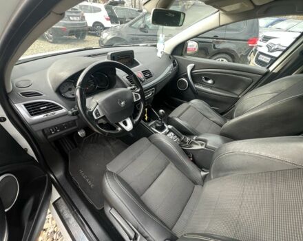 Білий Рено Меган, об'ємом двигуна 1.5 л та пробігом 231 тис. км за 7499 $, фото 15 на Automoto.ua