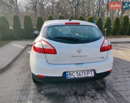 Белый Рено Меган, объемом двигателя 1.46 л и пробегом 252 тыс. км за 6300 $, фото 2 на Automoto.ua