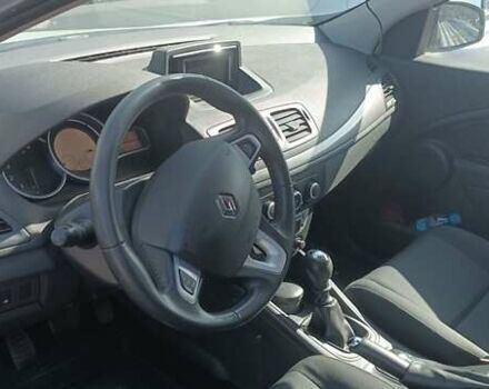 Белый Рено Меган, объемом двигателя 1.46 л и пробегом 197 тыс. км за 6000 $, фото 4 на Automoto.ua