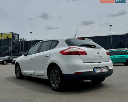 Белый Рено Меган, объемом двигателя 1.5 л и пробегом 286 тыс. км за 6650 $, фото 3 на Automoto.ua