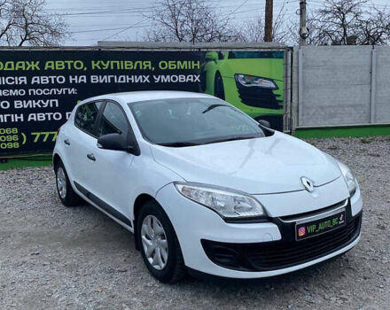 Белый Рено Меган, объемом двигателя 1.46 л и пробегом 230 тыс. км за 7400 $, фото 2 на Automoto.ua