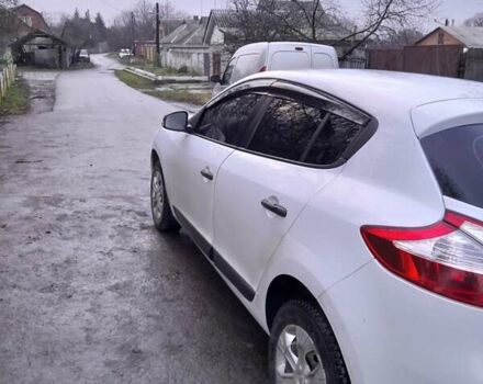 Белый Рено Меган, объемом двигателя 1.6 л и пробегом 207 тыс. км за 6400 $, фото 2 на Automoto.ua