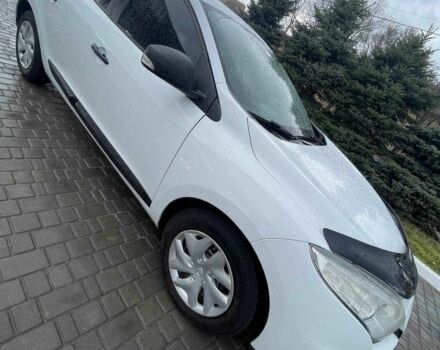 Белый Рено Меган, объемом двигателя 1.5 л и пробегом 340 тыс. км за 6500 $, фото 1 на Automoto.ua