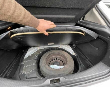 Белый Рено Меган, объемом двигателя 1.5 л и пробегом 340 тыс. км за 6500 $, фото 17 на Automoto.ua