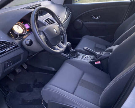 Білий Рено Меган, об'ємом двигуна 1.46 л та пробігом 223 тис. км за 6000 $, фото 18 на Automoto.ua