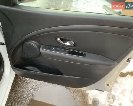 Белый Рено Меган, объемом двигателя 1.46 л и пробегом 290 тыс. км за 6500 $, фото 12 на Automoto.ua