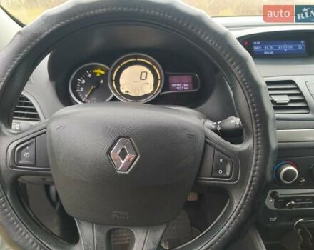 Білий Рено Меган, об'ємом двигуна 1.46 л та пробігом 247 тис. км за 6700 $, фото 8 на Automoto.ua