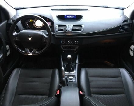 Рено Меган 2012 в Днепре (Днепропетровске) на Automoto.ua Белый Рено Меган, объемом двигателя 1.5 л и пробегом 215 тыс. км за 7650 $, фото 6 на Automoto.ua