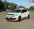 Белый Рено Меган, объемом двигателя 1.5 л и пробегом 217 тыс. км за 5950 $, фото 1 на Automoto.ua