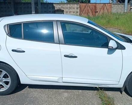 Белый Рено Меган, объемом двигателя 1.46 л и пробегом 197 тыс. км за 6000 $, фото 2 на Automoto.ua