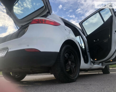 Белый Рено Меган, объемом двигателя 1.5 л и пробегом 309 тыс. км за 7990 $, фото 17 на Automoto.ua