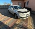 Белый Рено Меган, объемом двигателя 1.5 л и пробегом 273 тыс. км за 5150 $, фото 1 на Automoto.ua