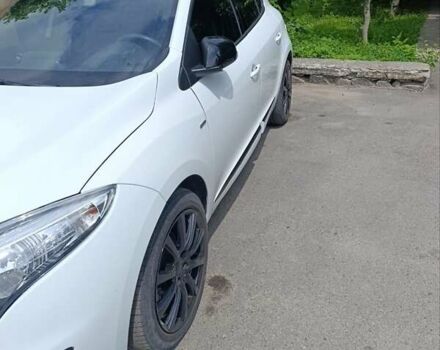 Рено Меган 2012 у Немирове на Automoto.ua Білий Рено Меган, об'ємом двигуна 1.46 л та пробігом 290 тис. км за 7800 $, фото 11 на Automoto.ua