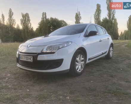 Білий Рено Меган, об'ємом двигуна 1.46 л та пробігом 223 тис. км за 6000 $, фото 8 на Automoto.ua
