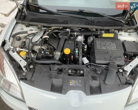 Белый Рено Меган, объемом двигателя 1.46 л и пробегом 290 тыс. км за 6500 $, фото 10 на Automoto.ua