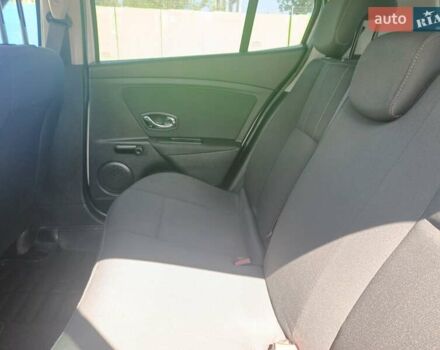 Білий Рено Меган, об'ємом двигуна 1.46 л та пробігом 244 тис. км за 6000 $, фото 5 на Automoto.ua