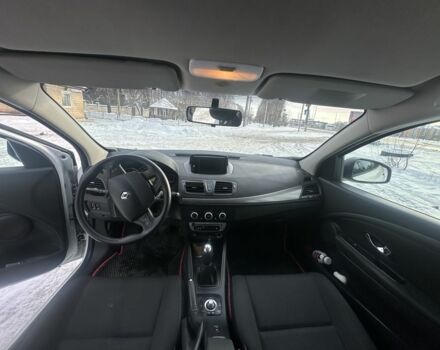 Білий Рено Меган, об'ємом двигуна 1.5 л та пробігом 281 тис. км за 5899 $, фото 4 на Automoto.ua