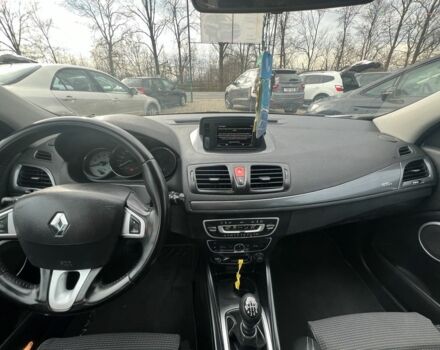 Білий Рено Меган, об'ємом двигуна 1.5 л та пробігом 231 тис. км за 7499 $, фото 12 на Automoto.ua