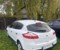 Белый Рено Меган, объемом двигателя 1.6 л и пробегом 275 тыс. км за 4949 $, фото 3 на Automoto.ua