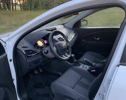 Білий Рено Меган, об'ємом двигуна 1.46 л та пробігом 223 тис. км за 6700 $, фото 13 на Automoto.ua