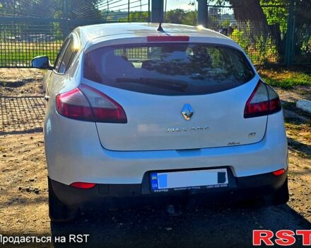 Белый Рено Меган, объемом двигателя 1.5 л и пробегом 259 тыс. км за 6800 $, фото 2 на Automoto.ua