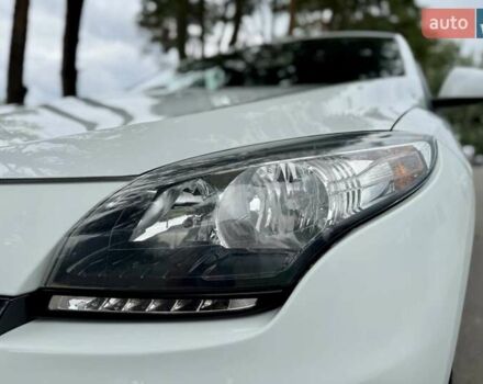 Белый Рено Меган, объемом двигателя 1.5 л и пробегом 290 тыс. км за 7100 $, фото 13 на Automoto.ua