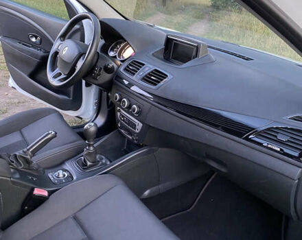 Білий Рено Меган, об'ємом двигуна 1.46 л та пробігом 223 тис. км за 6700 $, фото 14 на Automoto.ua