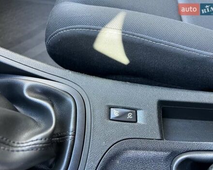 Білий Рено Меган, об'ємом двигуна 1.5 л та пробігом 280 тис. км за 5800 $, фото 20 на Automoto.ua