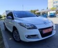 Белый Рено Меган, объемом двигателя 1.5 л и пробегом 233 тыс. км за 7000 $, фото 1 на Automoto.ua