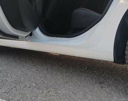 Белый Рено Меган, объемом двигателя 1.5 л и пробегом 330 тыс. км за 7500 $, фото 18 на Automoto.ua