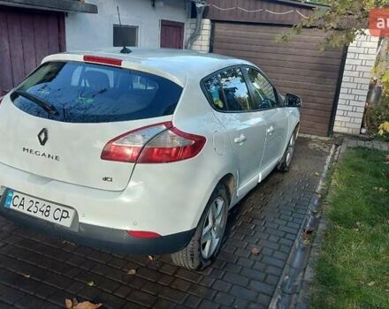 Белый Рено Меган, объемом двигателя 1.5 л и пробегом 314 тыс. км за 8000 $, фото 3 на Automoto.ua