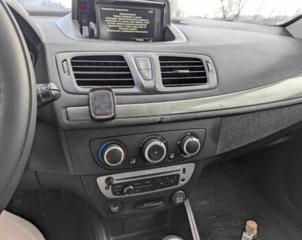 Білий Рено Меган, об'ємом двигуна 1.5 л та пробігом 234 тис. км за 5300 $, фото 7 на Automoto.ua