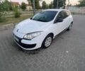 Белый Рено Меган, объемом двигателя 1.5 л и пробегом 276 тыс. км за 6700 $, фото 2 на Automoto.ua
