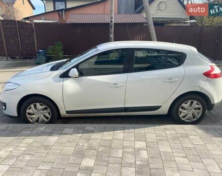 Белый Рено Меган, объемом двигателя 1.4 л и пробегом 229 тыс. км за 6300 $, фото 2 на Automoto.ua