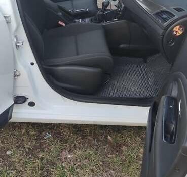 Белый Рено Меган, объемом двигателя 1.5 л и пробегом 330 тыс. км за 7500 $, фото 16 на Automoto.ua