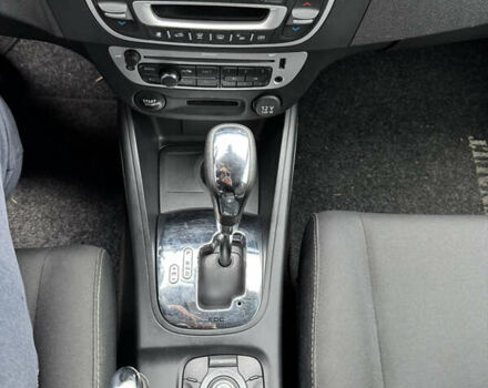 Білий Рено Меган, об'ємом двигуна 1.5 л та пробігом 208 тис. км за 5700 $, фото 9 на Automoto.ua