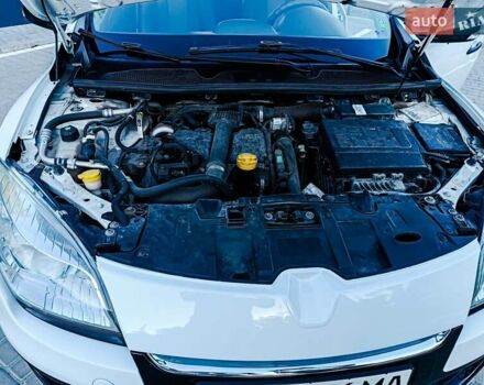 Білий Рено Меган, об'ємом двигуна 1.5 л та пробігом 227 тис. км за 7700 $, фото 17 на Automoto.ua