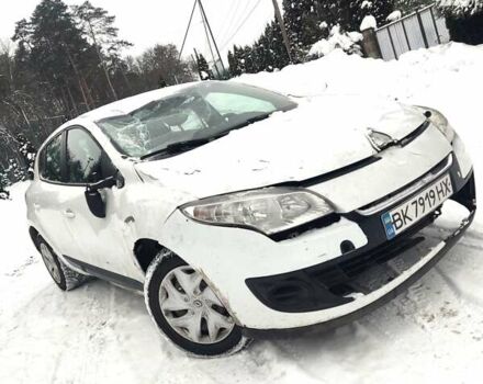 Білий Рено Меган, об'ємом двигуна 1.46 л та пробігом 282 тис. км за 2750 $, фото 10 на Automoto.ua